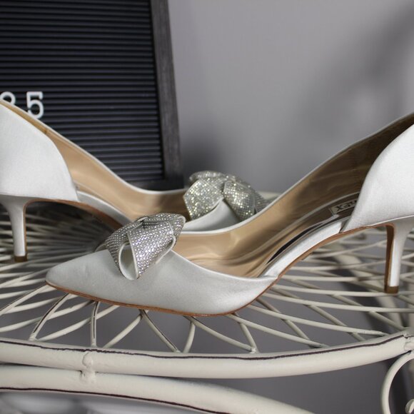 Badgley Mischka | BNIB | Meilani Bow Kitten Heel | Ivory | Size 8.5 - Picture 10 of 14